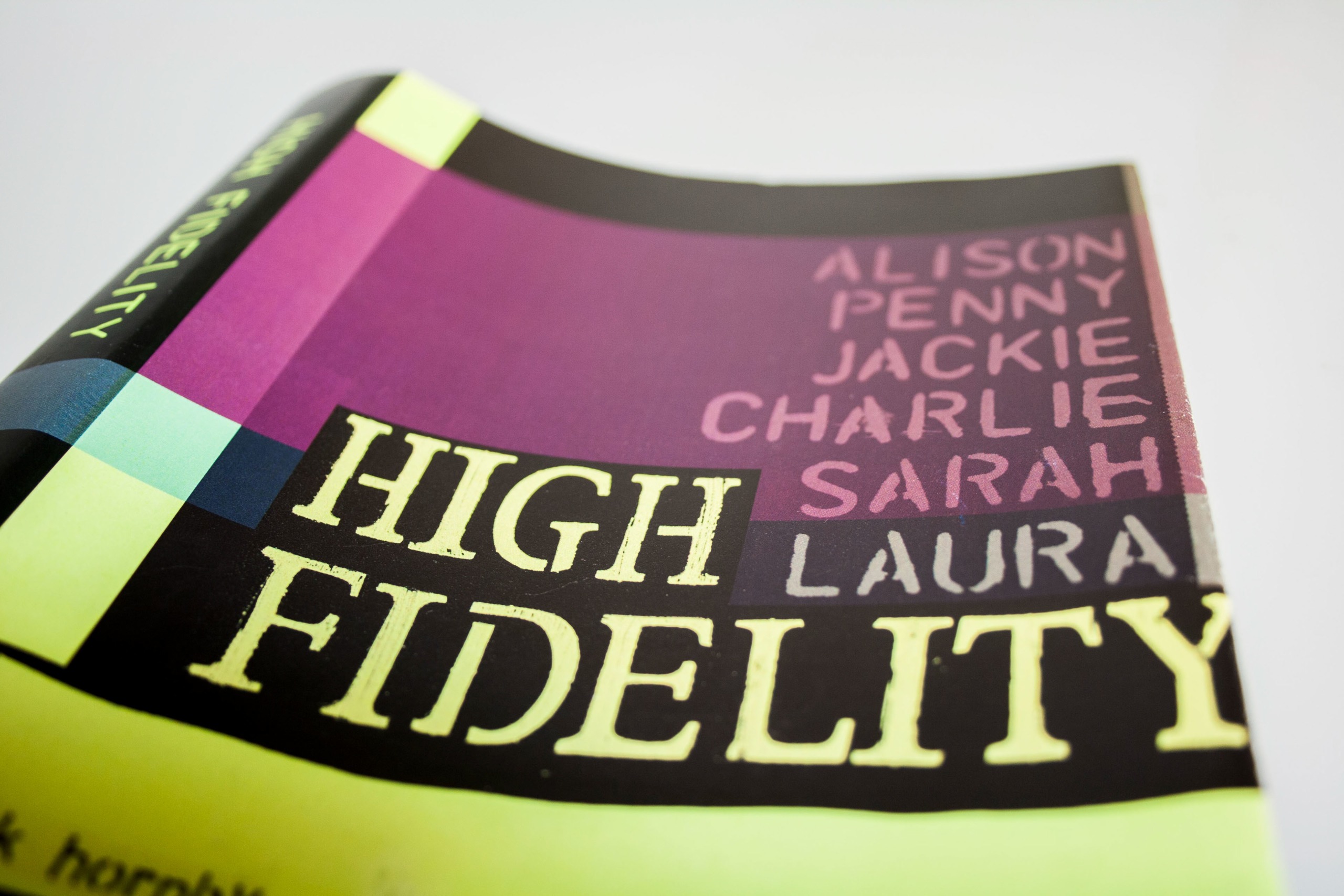 High-fidelity-english-novel